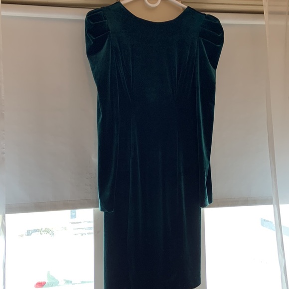 Vince Camuto Women's Velvet Cutout-Back Gown Green Size 8 main image 1